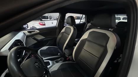 VOLKSWAGEN T-Cross 1.4 4P 250 TSI FLEX HIGHLINE AUTOM�TICO, Foto 16