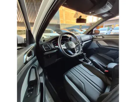VOLKSWAGEN T-Cross 1.0 4P 200 TSI FLEX COMFORTLINE AUTOM�TICO, Foto 8