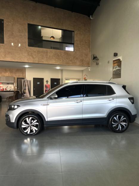 VOLKSWAGEN T-Cross 1.4 4P 250 TSI FLEX EXTREME HIGHLINE AUTOM�TICO, Foto 6