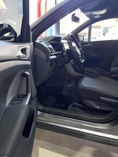 VOLKSWAGEN T-Cross 1.0 4P 200 TSI FLEX COMFORTLINE AUTOM�TICO, Foto 13