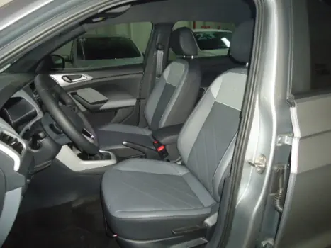 VOLKSWAGEN T-Cross 1.0 4P 200 TSI FLEX COMFORTLINE AUTOM�TICO, Foto 2