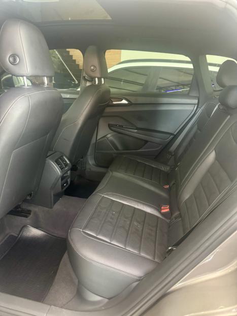 VOLKSWAGEN Taos 1.4 16V 4P FLEX 250 TSI HIGHLINE AUTOMTICO, Foto 14