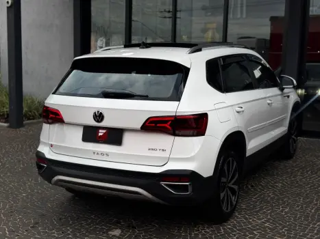 VOLKSWAGEN Taos 1.4 16V 4P FLEX 250 TSI HIGHLINE AUTOMTICO, Foto 7
