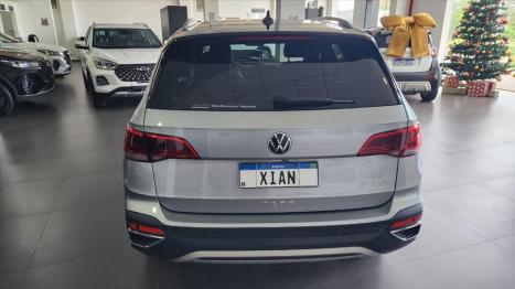 VOLKSWAGEN Taos 1.4 16V 4P FLEX 250 TSI HIGHLINE AUTOM�TICO, Foto 4