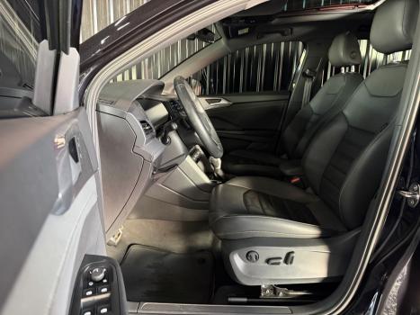 VOLKSWAGEN Taos 1.4 16V 4P FLEX 250 TSI HIGHLINE AUTOM�TICO, Foto 9