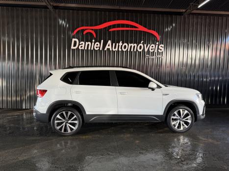 VOLKSWAGEN Taos 1.4 16V 4P FLEX 250 TSI COMFORTLINE AUTOM�TICO, Foto 4