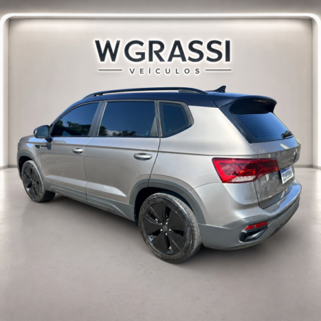 VOLKSWAGEN Taos 1.4 16V 4P FLEX 250 TSI HIGHLINE AUTOM�TICO, Foto 5