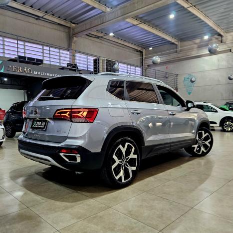 VOLKSWAGEN Taos 1.4 16V 4P FLEX 250 TSI HIGHLINE AUTOM�TICO, Foto 4
