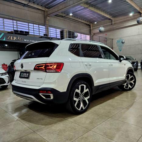 VOLKSWAGEN Taos 1.4 16V 4P FLEX 250 TSI HIGHLINE AUTOM�TICO, Foto 4