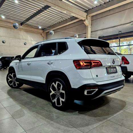 VOLKSWAGEN Taos 1.4 16V 4P FLEX 250 TSI HIGHLINE AUTOM�TICO, Foto 5