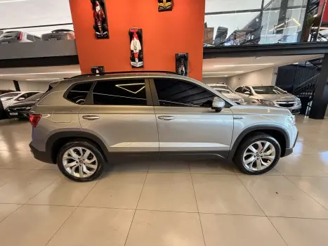 VOLKSWAGEN Taos 1.4 16V 4P FLEX 250 TSI COMFORTLINE AUTOM�TICO, Foto 10
