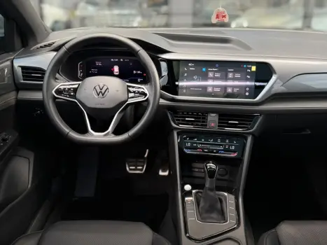 VOLKSWAGEN Taos 1.4 16V 4P FLEX 250 TSI HIGHLINE AUTOMÁTICO, Foto 14