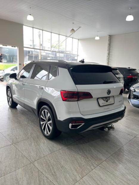 VOLKSWAGEN Taos 1.4 16V 4P FLEX 250 TSI HIGHLINE AUTOMÁTICO, Foto 6