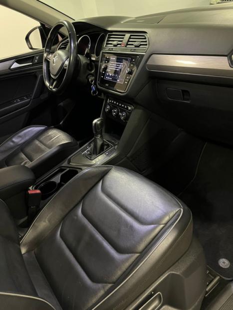 VOLKSWAGEN Tiguan 1.4 250 TSI TOTAL FLEX ALLSPACE COMFORTLINE TURBO AUTOMTICO TIPTRONIC, Foto 13