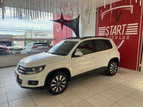 VOLKSWAGEN Tiguan 1.4 16V 4P TSI TURBO DSG AUTOM�TICO, Foto 4