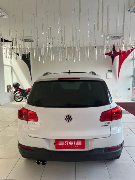 VOLKSWAGEN Tiguan 1.4 16V 4P TSI TURBO DSG AUTOM�TICO, Foto 8