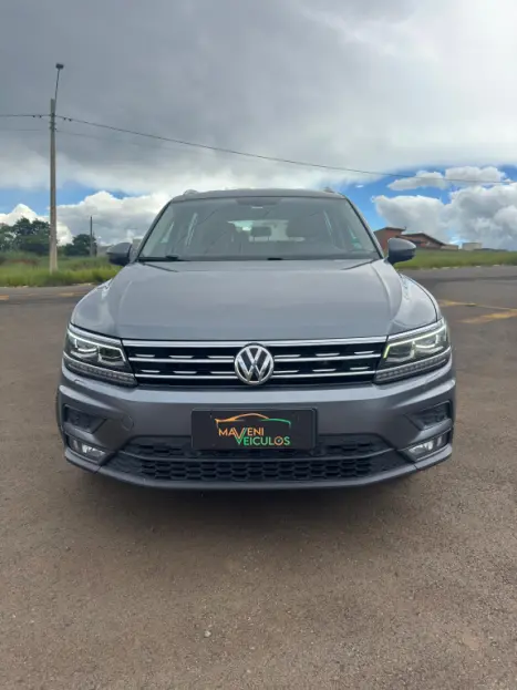 VOLKSWAGEN Tiguan 1.4 250 TSI TOTAL FLEX ALLSPACE COMFORTLINE TURBO AUTOM�TICO TIPTRONIC, Foto 3