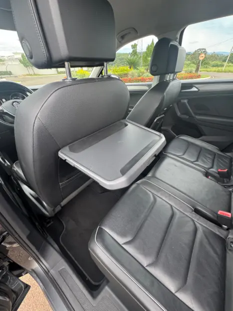 VOLKSWAGEN Tiguan 1.4 250 TSI TOTAL FLEX ALLSPACE COMFORTLINE TURBO AUTOM�TICO TIPTRONIC, Foto 14