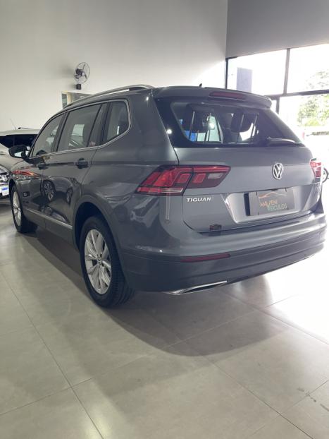 VOLKSWAGEN Tiguan 1.4 250 TSI TOTAL FLEX ALLSPACE COMFORTLINE TURBO AUTOM�TICO TIPTRONIC, Foto 6