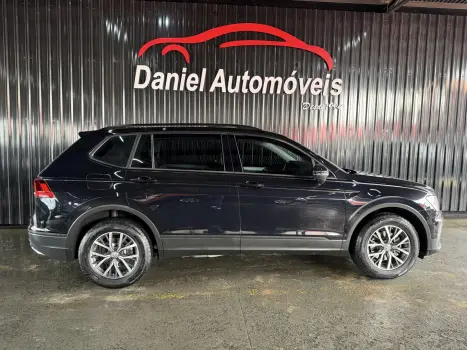 VOLKSWAGEN Tiguan 1.4 250 TSI TOTAL FLEX ALLSPACE TURBO AUTOM�TICO TIPTRONIC, Foto 4