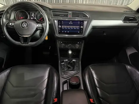 VOLKSWAGEN Tiguan 1.4 250 TSI TOTAL FLEX ALLSPACE TURBO AUTOM�TICO TIPTRONIC, Foto 12
