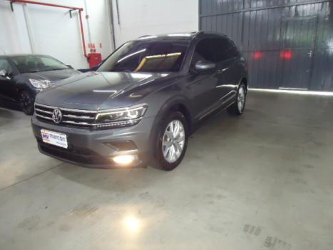 VOLKSWAGEN Tiguan 1.4 250 TSI TOTAL FLEX ALLSPACE COMFORTLINE TURBO AUTOM�TICO TIPTRONIC, Foto 3