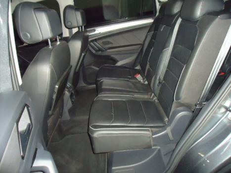 VOLKSWAGEN Tiguan 1.4 250 TSI TOTAL FLEX ALLSPACE COMFORTLINE TURBO AUTOM�TICO TIPTRONIC, Foto 6