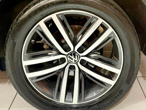 VOLKSWAGEN Tiguan 1.4 250 TSI TOTAL FLEX ALLSPACE COMFORTLINE TURBO AUTOM�TICO TIPTRONIC, Foto 18