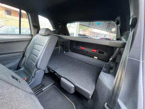VOLKSWAGEN Tiguan 2.0 16V 4P TSI 350 TURBO R-LINE 4MOTION DSG AUTOM�TICO, Foto 9