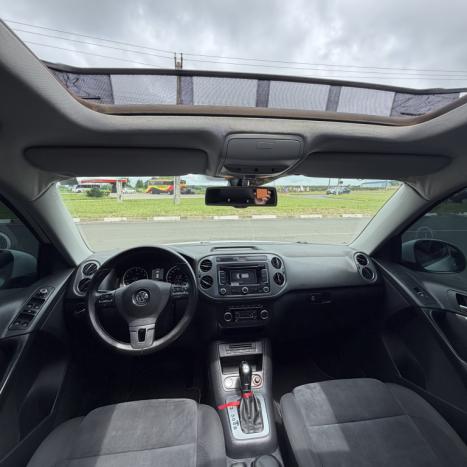 VOLKSWAGEN Tiguan 2.0 16V 4P TSI R-LINE TURBO AUTOM�TICO TIPTRONIC, Foto 4