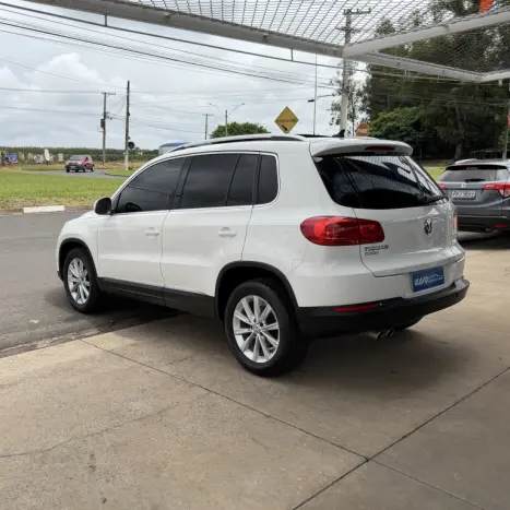 VOLKSWAGEN Tiguan 2.0 16V 4P TSI R-LINE TURBO AUTOM�TICO TIPTRONIC, Foto 7