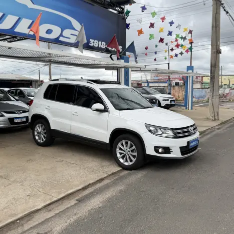 VOLKSWAGEN Tiguan 2.0 16V 4P TSI R-LINE TURBO AUTOM�TICO TIPTRONIC, Foto 9
