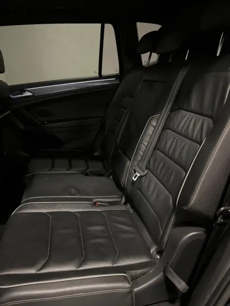 VOLKSWAGEN Tiguan 2.0 350 TSI TOTAL FLEX ALLSPACE R-LINE 4-MOTION TURBO AUTOM�TICO DSG, Foto 18