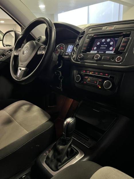VOLKSWAGEN Tiguan 2.0 16V 4P TSI 4WD TURBO AUTOM�TICO, Foto 14