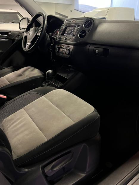 VOLKSWAGEN Tiguan 2.0 16V 4P TSI 4WD TURBO AUTOM�TICO, Foto 16