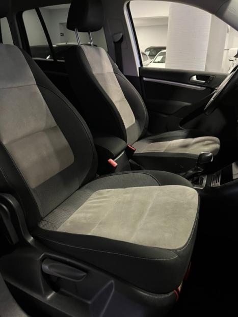 VOLKSWAGEN Tiguan 2.0 16V 4P TSI 4WD TURBO AUTOM�TICO, Foto 18