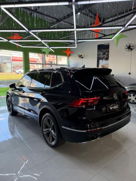 VOLKSWAGEN Tiguan 2.0 350 TSI TOTAL FLEX ALLSPACE R-LINE 4-MOTION TURBO AUTOM�TICO DSG, Foto 4