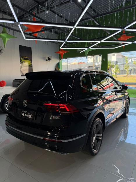 VOLKSWAGEN Tiguan 2.0 350 TSI TOTAL FLEX ALLSPACE R-LINE 4-MOTION TURBO AUTOM�TICO DSG, Foto 6
