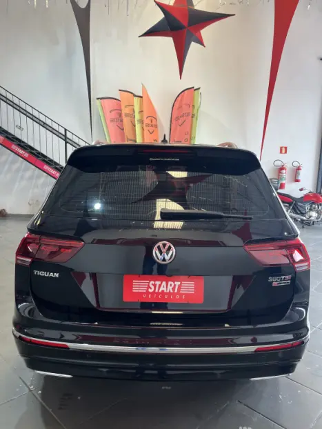 VOLKSWAGEN Tiguan 2.0 350 TSI TOTAL FLEX ALLSPACE R-LINE 4-MOTION TURBO AUTOM�TICO DSG, Foto 8
