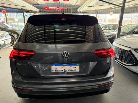 VOLKSWAGEN Tiguan 2.0 16V 4P TSI 350 TURBO R-LINE 4MOTION DSG AUTOM�TICO, Foto 4
