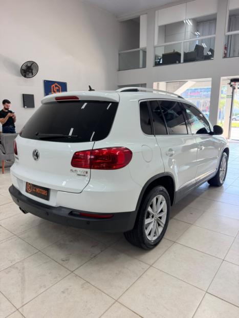 VOLKSWAGEN Tiguan 2.0 16V 4P TSI 300 TURBO R-LINE AUTOMÁTICO, Foto 5