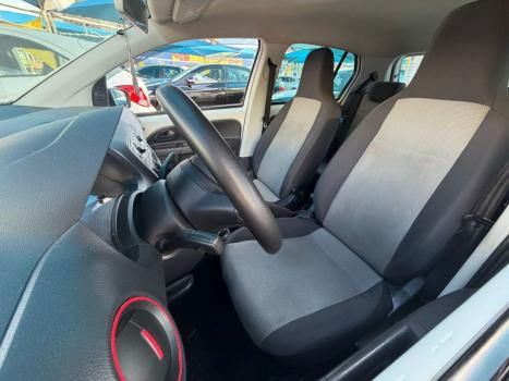VOLKSWAGEN UP 1.0 12V 4P TAKE FLEX, Foto 7