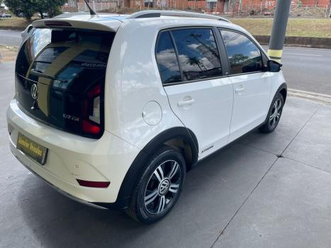 VOLKSWAGEN UP 1.0 4P FLEX 170 TSI XTREME, Foto 6