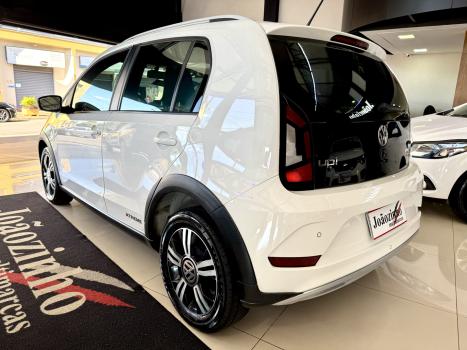 VOLKSWAGEN UP 1.0 4P FLEX 170 TSI XTREME, Foto 4