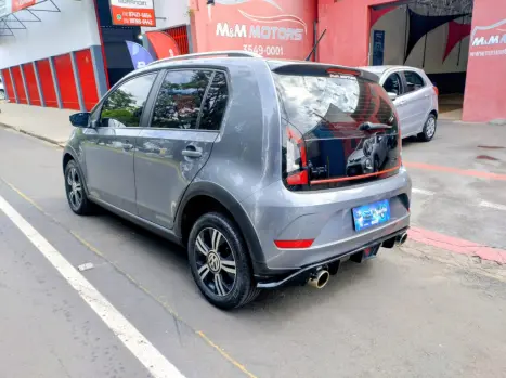VOLKSWAGEN UP 1.0 4P FLEX 170 TSI XTREME, Foto 3
