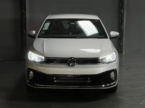 VOLKSWAGEN Virtus 1.0 4P 200 TSI FLEX HIGHLINE AUTOM�TICO, Foto 2