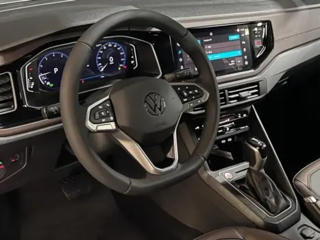 VOLKSWAGEN Virtus 1.0 4P 200 TSI FLEX HIGHLINE AUTOM�TICO, Foto 10