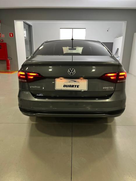 VOLKSWAGEN Virtus 1.0 4P 200 TSI FLEX COMFORTLINE AUTOMTICO, Foto 5