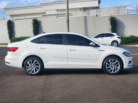 VOLKSWAGEN Virtus 1.0 4P 200 TSI FLEX HIGHLINE AUTOM�TICO, Foto 3