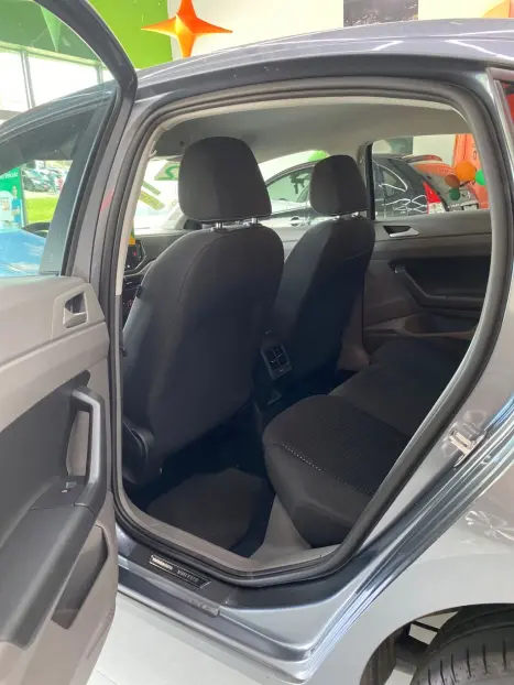 VOLKSWAGEN Virtus 1.0 4P 200 TSI FLEX COMFORTLINE AUTOM�TICO, Foto 8